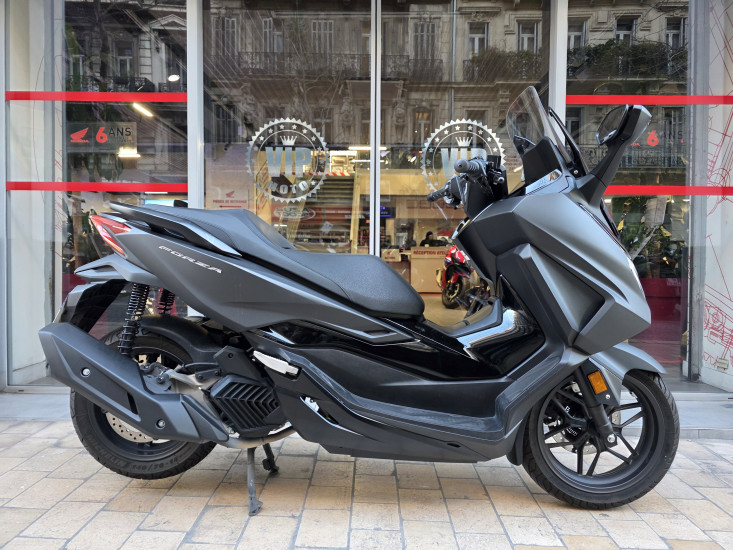 HONDA FORZA 125 - MARSEILLE