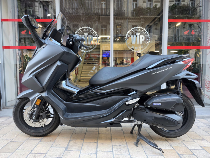 HONDA FORZA 125 - MARSEILLE