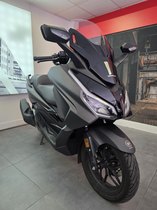 HONDA FORZA 125 - MARSEILLE