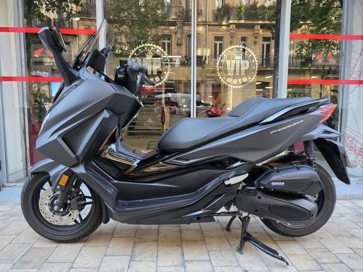 HONDA FORZA 125 - MARSEILLE